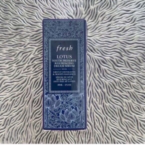 New Lotus AHA Gentle Resurfacing Serum - Picture 7 of 10